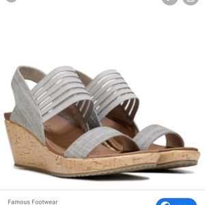 Skechers wedge sandals size 7